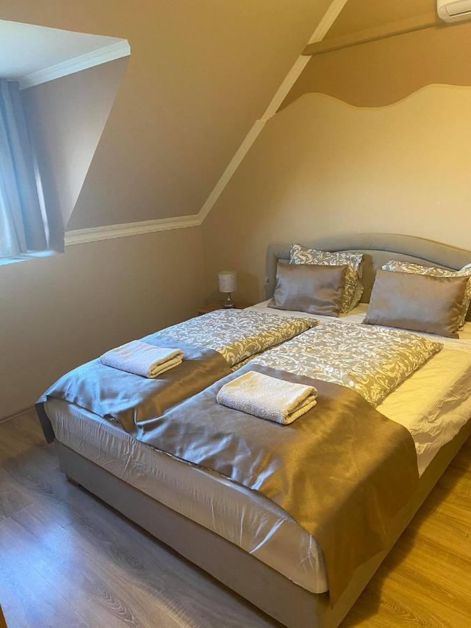 La Curia Panzio Bed and Breakfast Dunaszeg Buitenkant foto