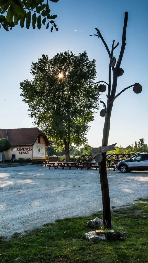 La Curia Panzio Bed and Breakfast Dunaszeg Buitenkant foto